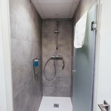 One&lux Byron Apartament *