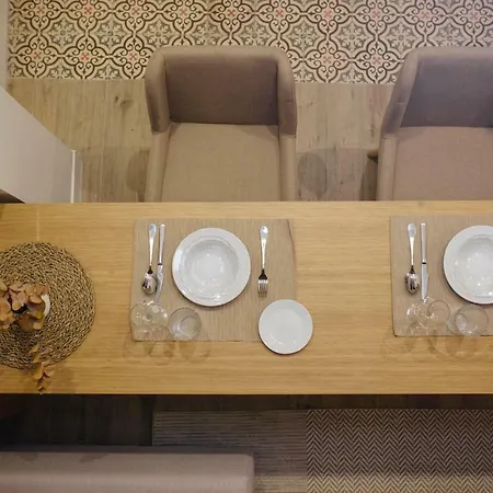 One&lux Byron アパート