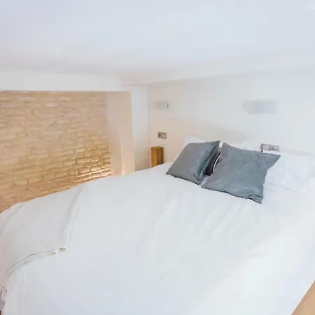 One&lux Byron Appartement *